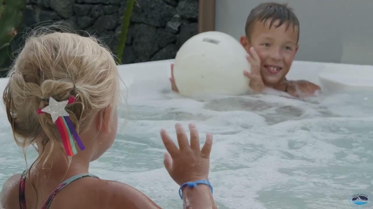 Hot Tub for Home: Fitting a Strong Spa Into Your Outdoor Space