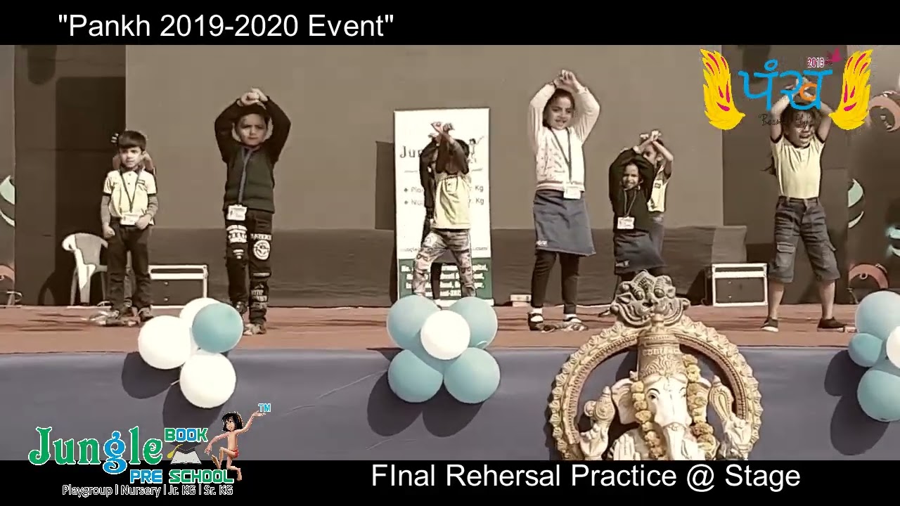 Final Rehearsal Practice Retro Theme 2019-20