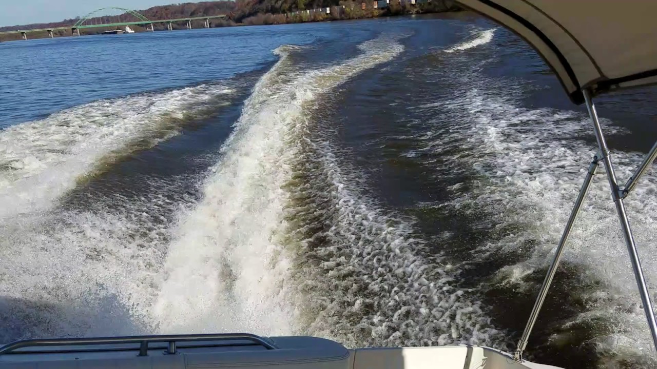 Sea Ray Sundancer 290 for sale water demo