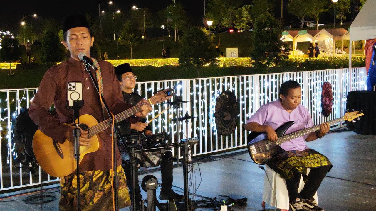 HARI RAYA BAHAGIA 