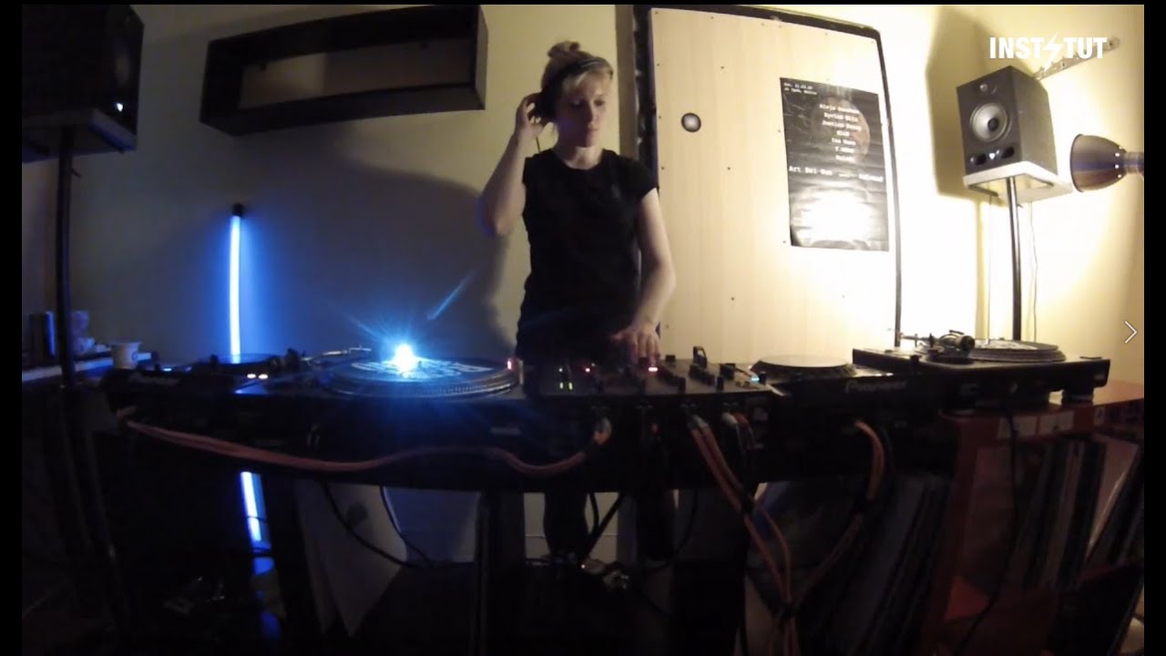 Instytut Live Streaming- Justine Perry | 2020