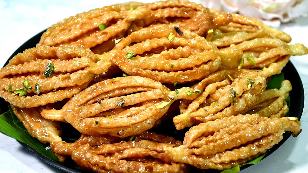 ஜூஸியான மொறு மொறு ஆந்திர ஸ்பெஷல் பன்னசா தொன்னலு-Andra Special Crispy Juicy Panasa Thonalu in 20 min