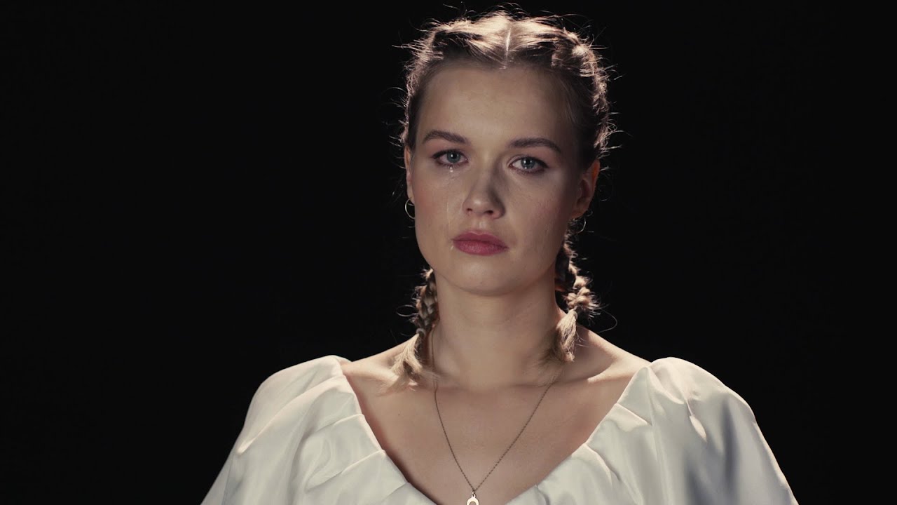 Karolina Charkiewicz - MIŁOŚĆ OD OSTATNIEGO WEJRZENIA (Vedrana Rudan)