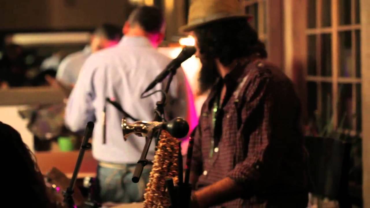 A manera de cafe - El rey azul (en vivo en puebla)