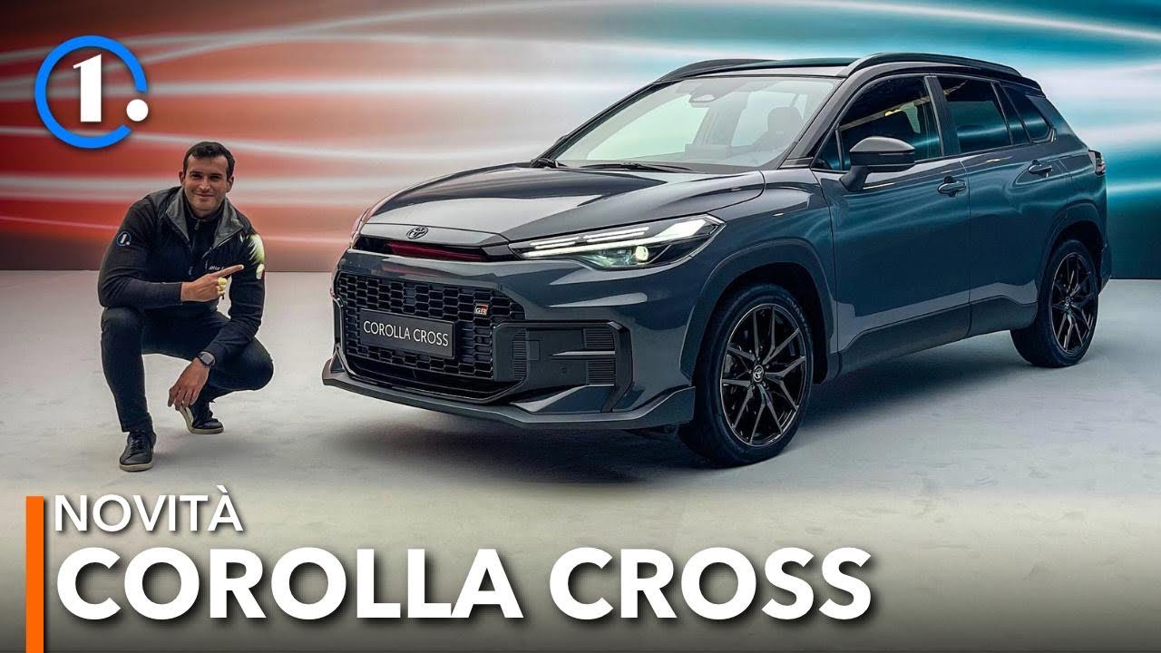 Toyota Corolla Cross (2025) 🇯🇵 Come cambia il SUV IBRIDO: design, motori, interni