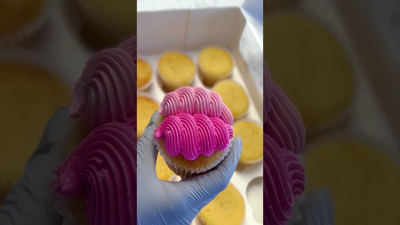 [ПОЛНАЯ ИСТОРИЯ] Мой первый день в качестве замещающего учителя превратился в кошмар, когда я нар...