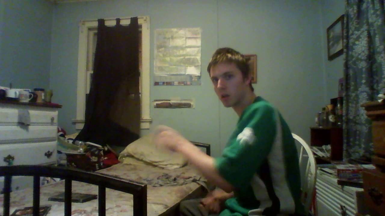 MORE DRUMMING ON ME BED