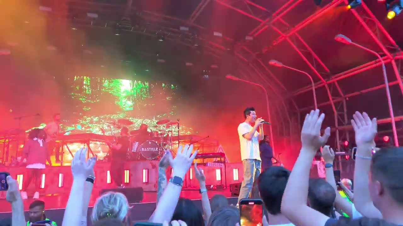 Bastille - Icarus @ Manchester Castlefield Bowl 07.07.23