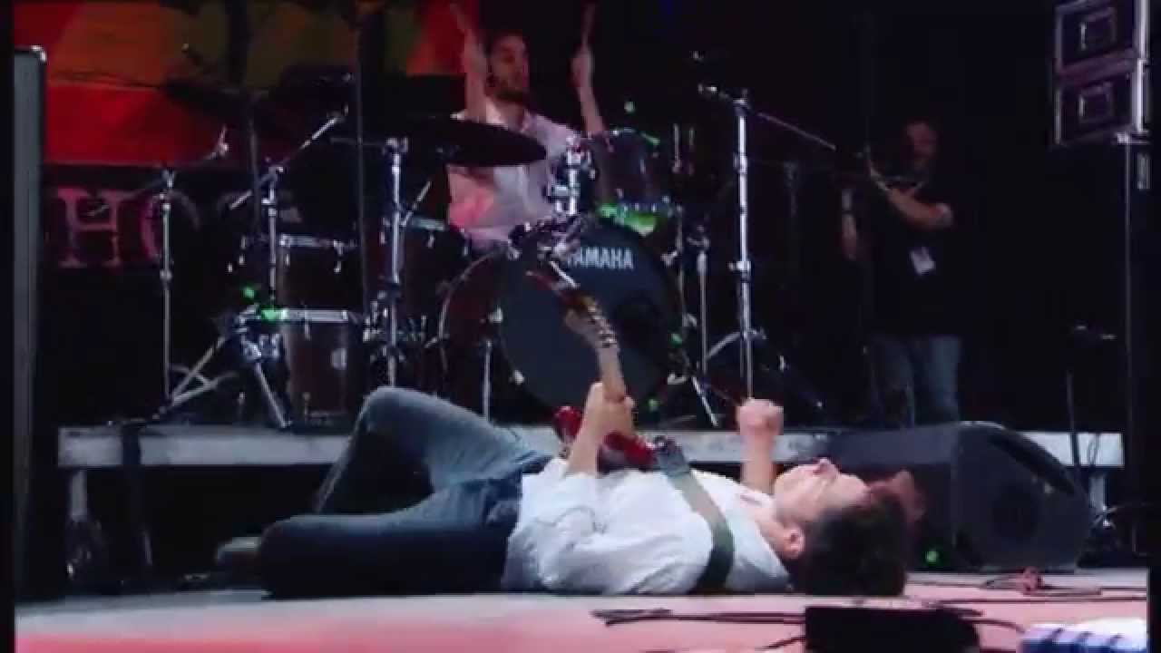 Tourlou the Band - Αργιλέ μου γιατί σβήνεις LIVE @ SCHOOLWAVE 2014
