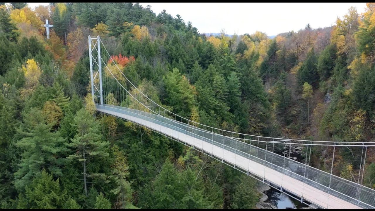 Les Cantons de l'Est - Eastern Townships, Qu&eacute;bec