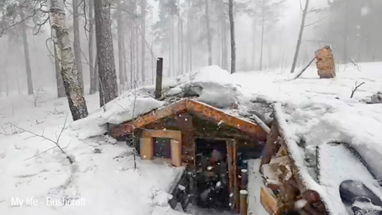 Taking shelter in an underground cabin – Warm and safe during a snowstorm