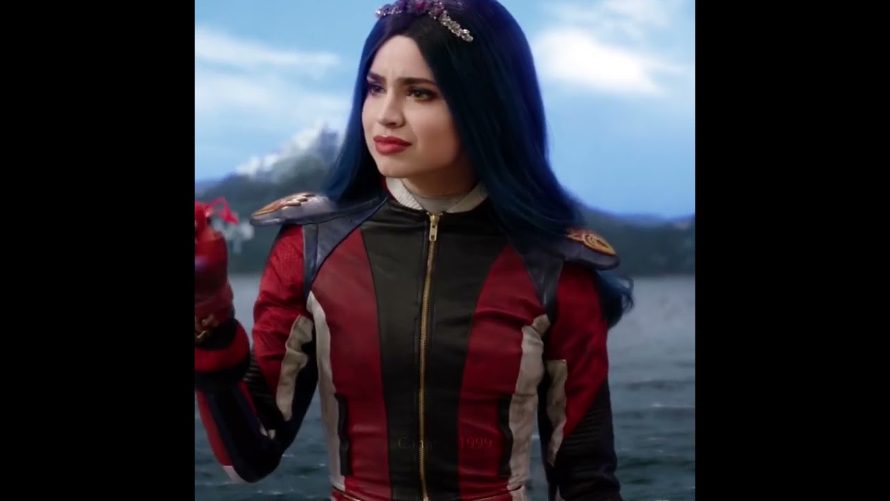 Evie Descendants Edit #descendants #sofiacarson  #evie #alightmotion #edit #shorts