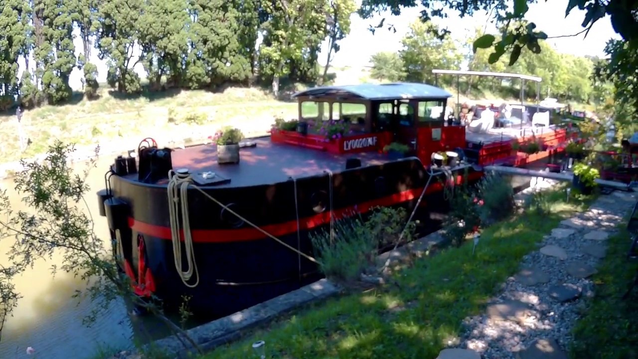 Canal du Midi aux alentours de Carcassonne (Aude)