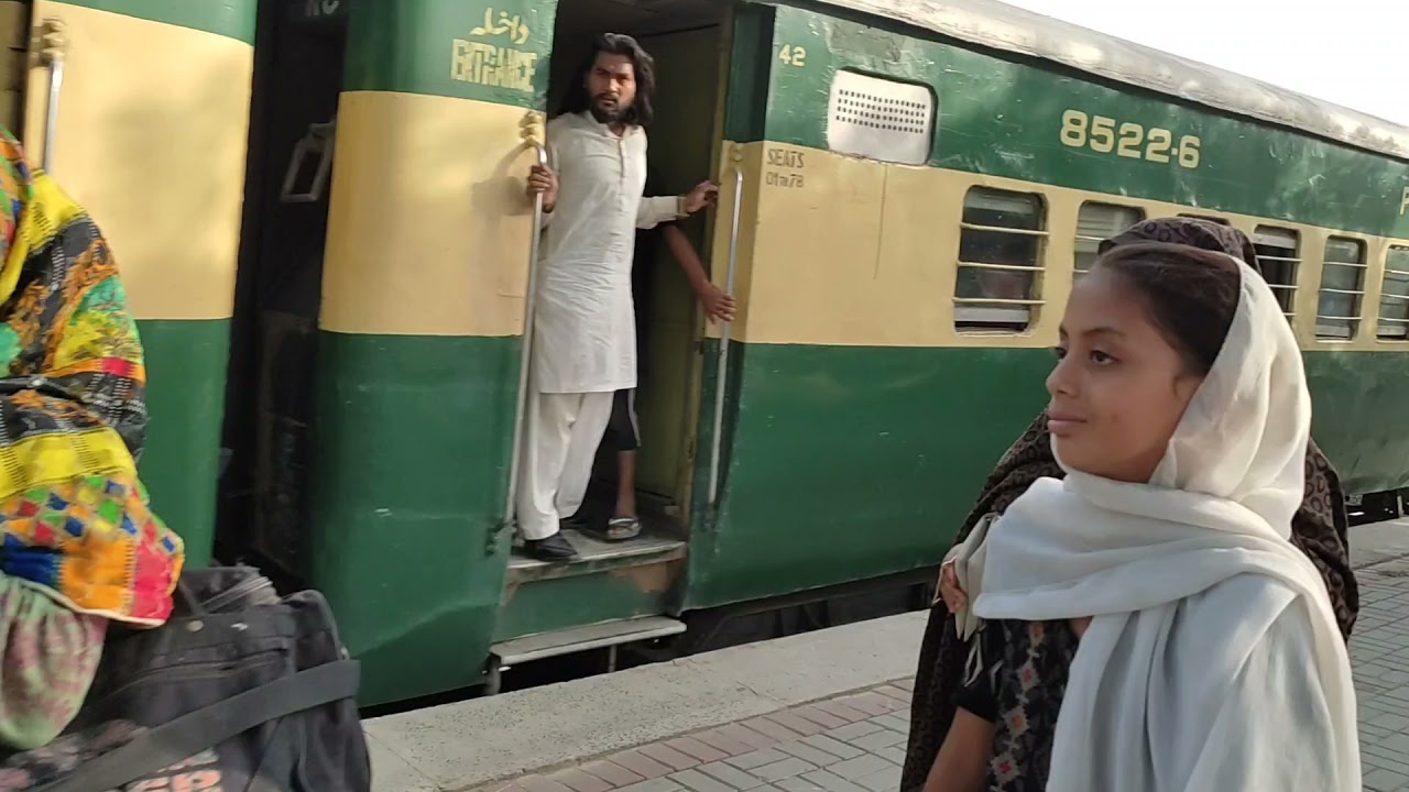 Musa Pak Express - pak Railway -pakistan train