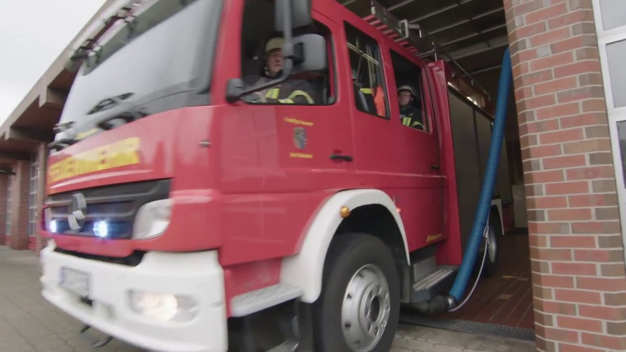 Diese Bodenmatte hilft Feuerwehrmännern - Verletzungsgefahr gebannt - New Pig Produkte im Einsatz