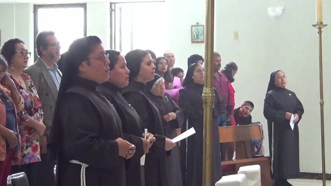Votos perpetuos de las Hermanas María del Refugio, Norma y Esveida.