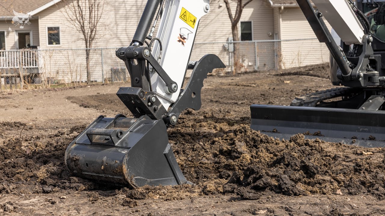 Hydraulic X-Change Coupler | Switch Attachments Fast | Bobcat | Compact Excavator | Overview