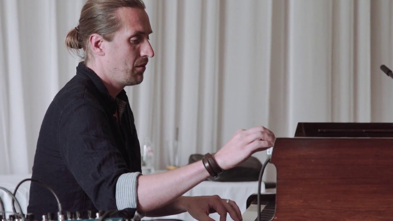 Corey Fuller and Stephan Mathieu live at Fluister