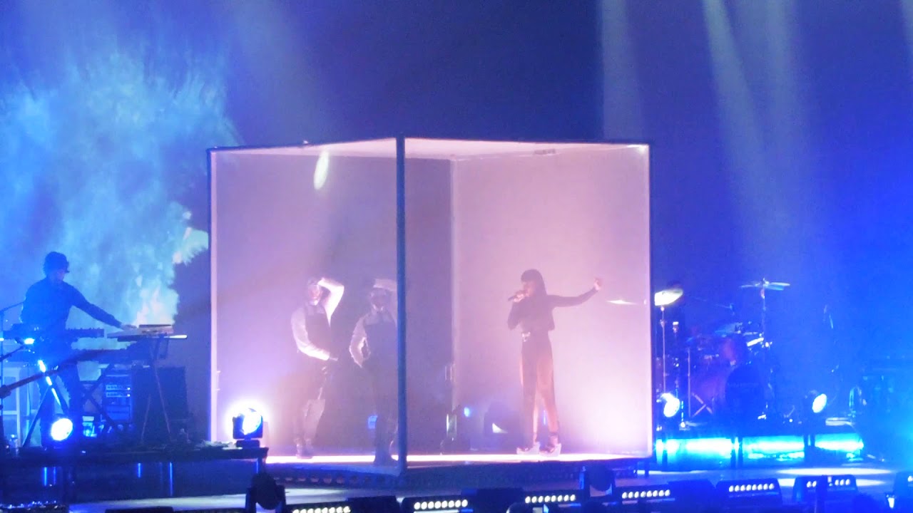 Shy'm - la malice - live Accord Hotel Arena - 17/11/2015