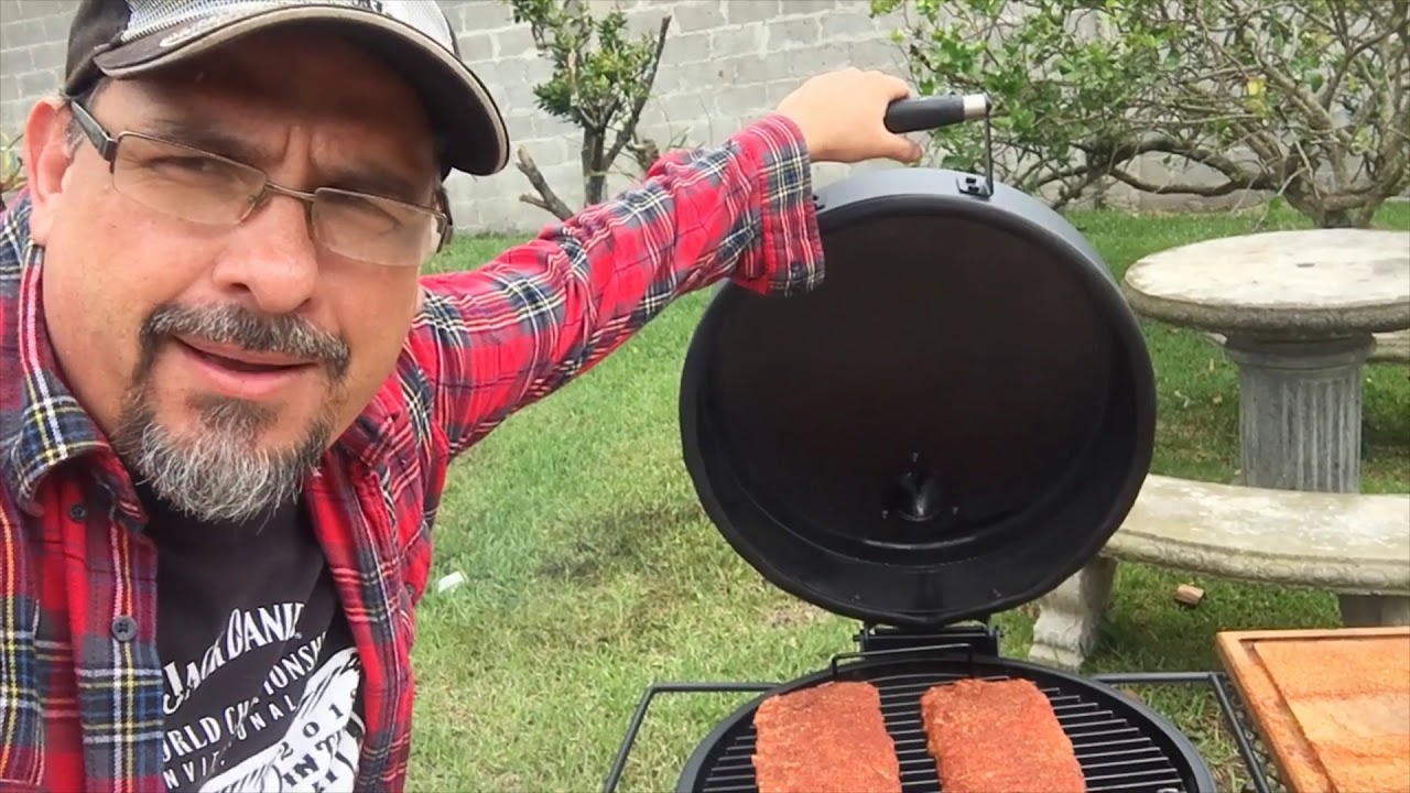 Costillas BBQ en Bronco Oklahoma Joe´s