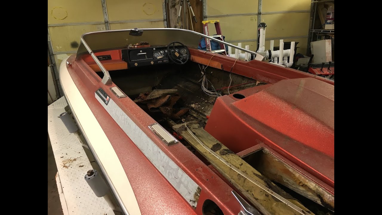Glastron Carlson CV 16 v8 Restoration / Rebuild