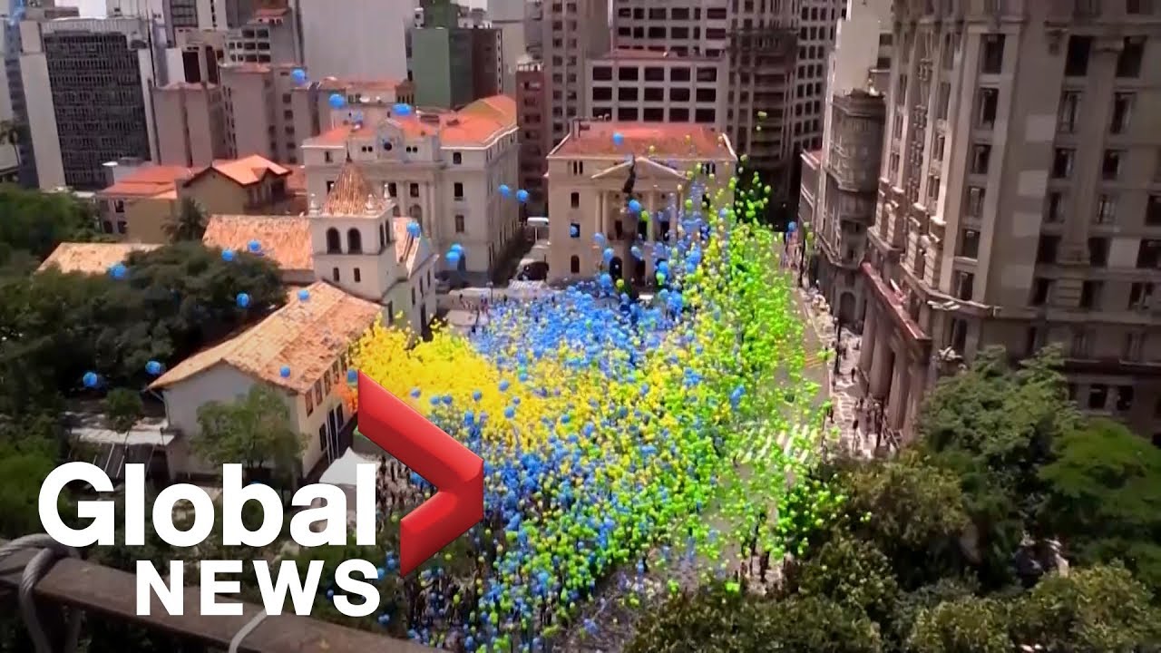 50K balloons released over Brazil to mark end of 2018