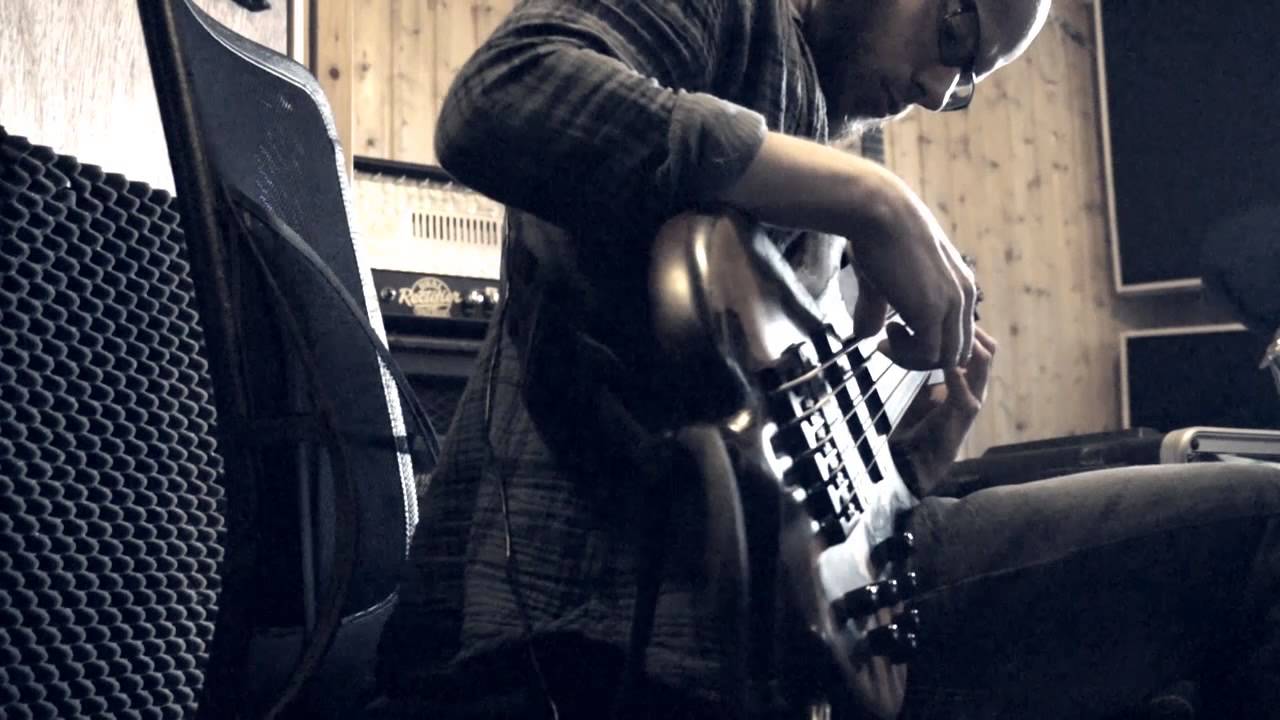 Exivious - Robin playing Deeply Woven