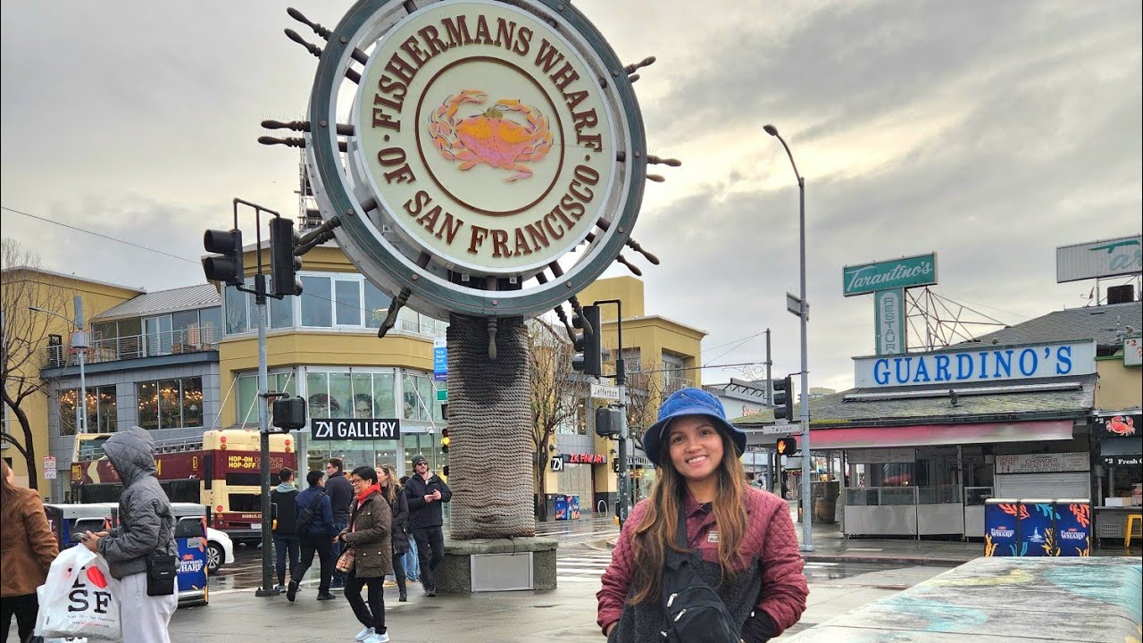 Fisherman's Wharf is one of the tourist spots and has many seafood places to eat 😋🌂☂️ #fishermans