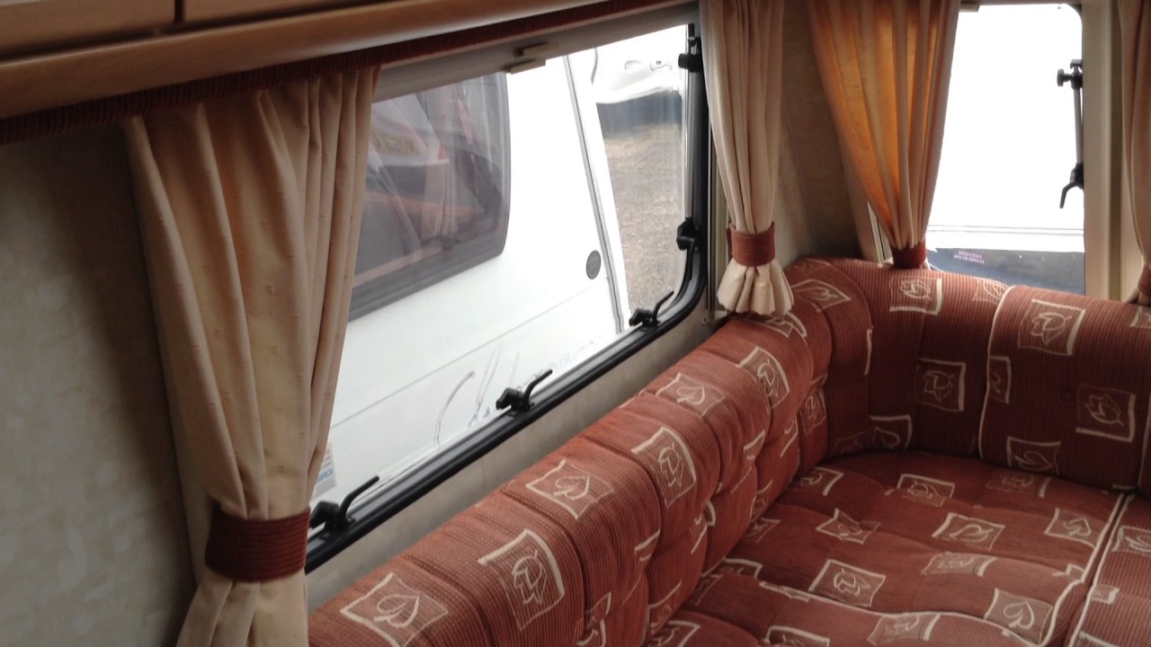 Swift Charisma 235   2003
