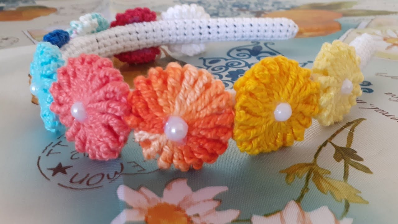 Tiara de cabelo com  fuxicos em crochê #tiaradecrochê #arcodecabeloemcrochê