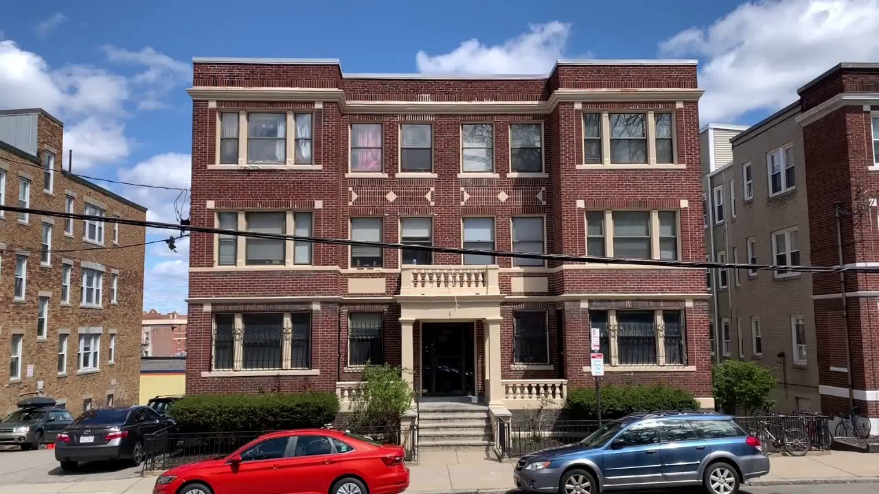 Kelton Apartments 240-4