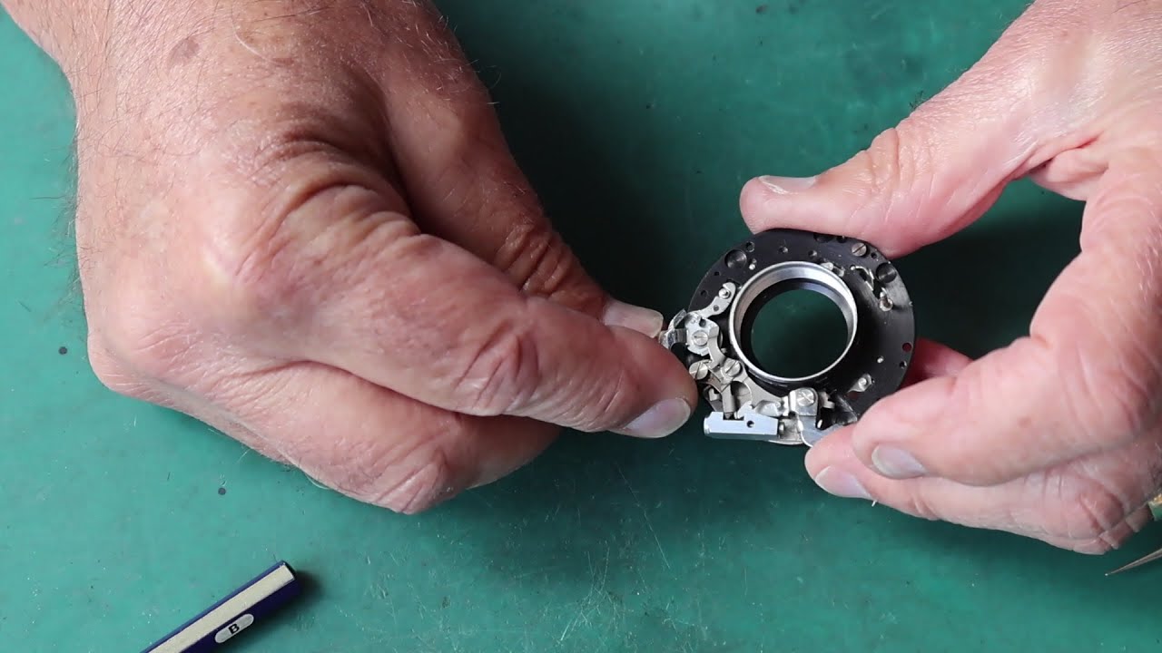 Repair of a Prontor S shutter, part two.