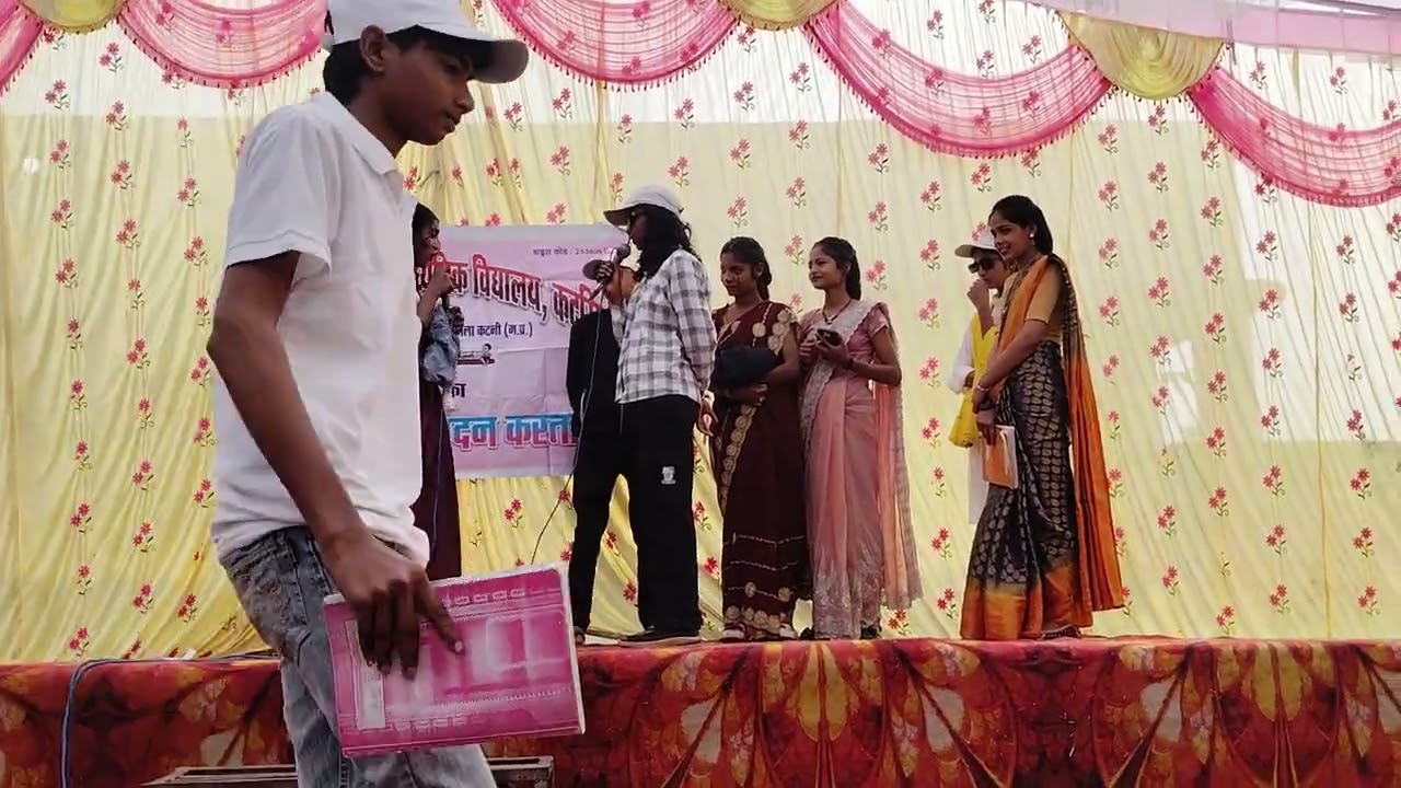 Nukkad natak #viral #natak #nukkad #betipadhaobetibachao 