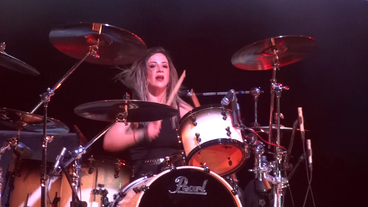 Skillet - Legendary + John's Beyonce Dance + Back From The Dead + Lions