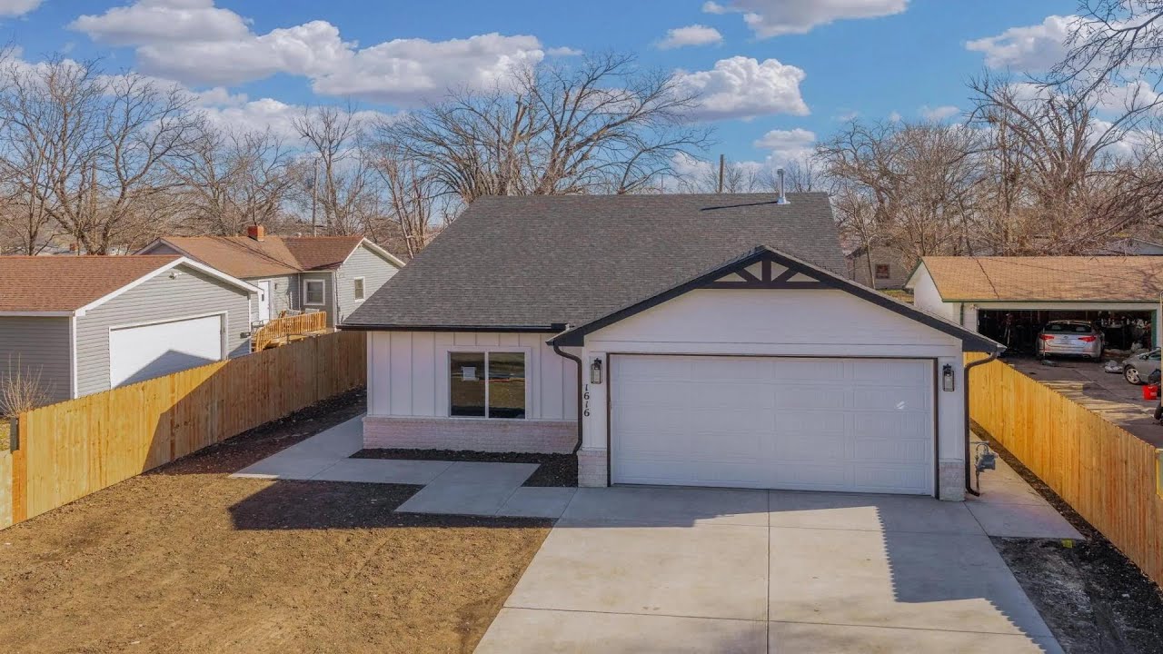NEW LISTING: 1616 S Martinson St Wichita KS 67213
