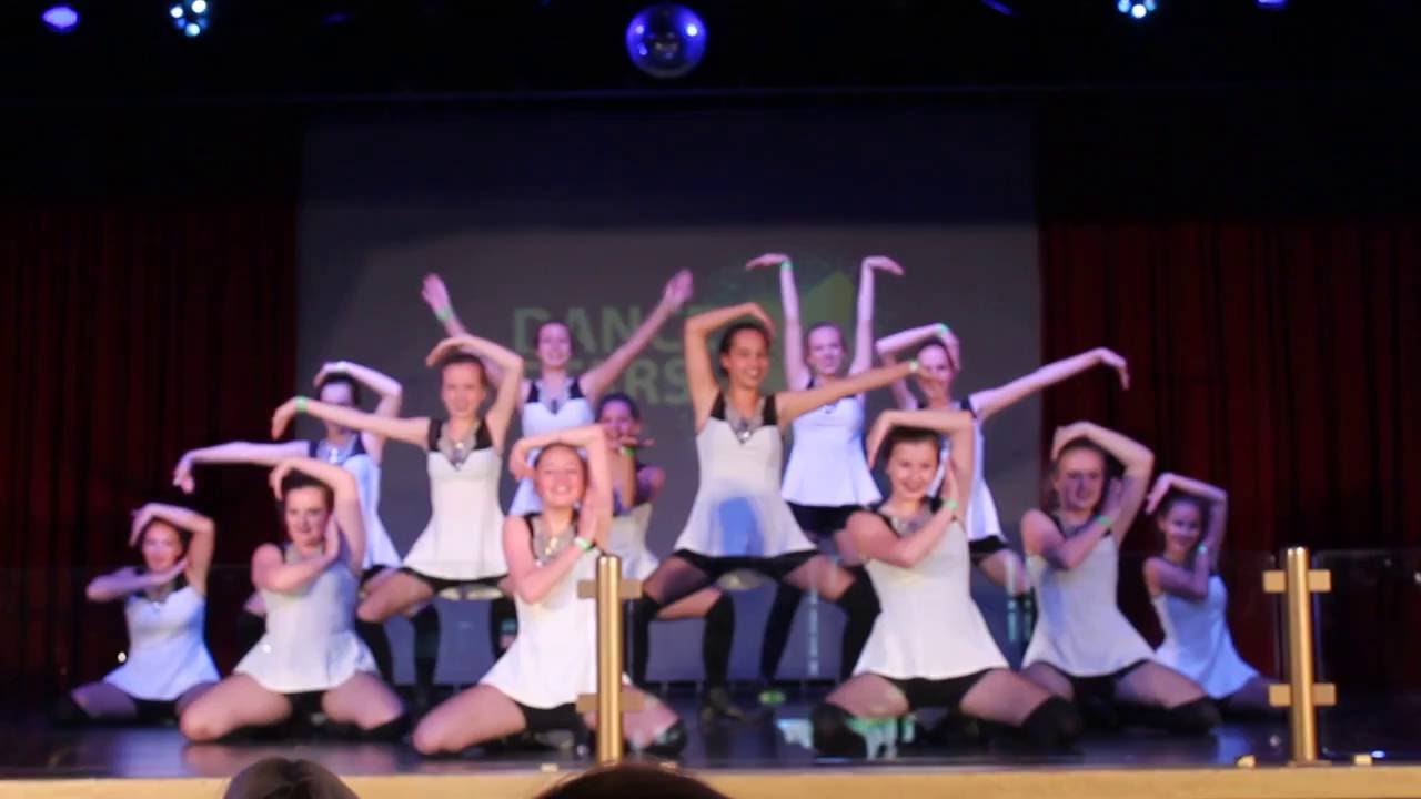 Moving Stars: Grooves optreden Dance Stars