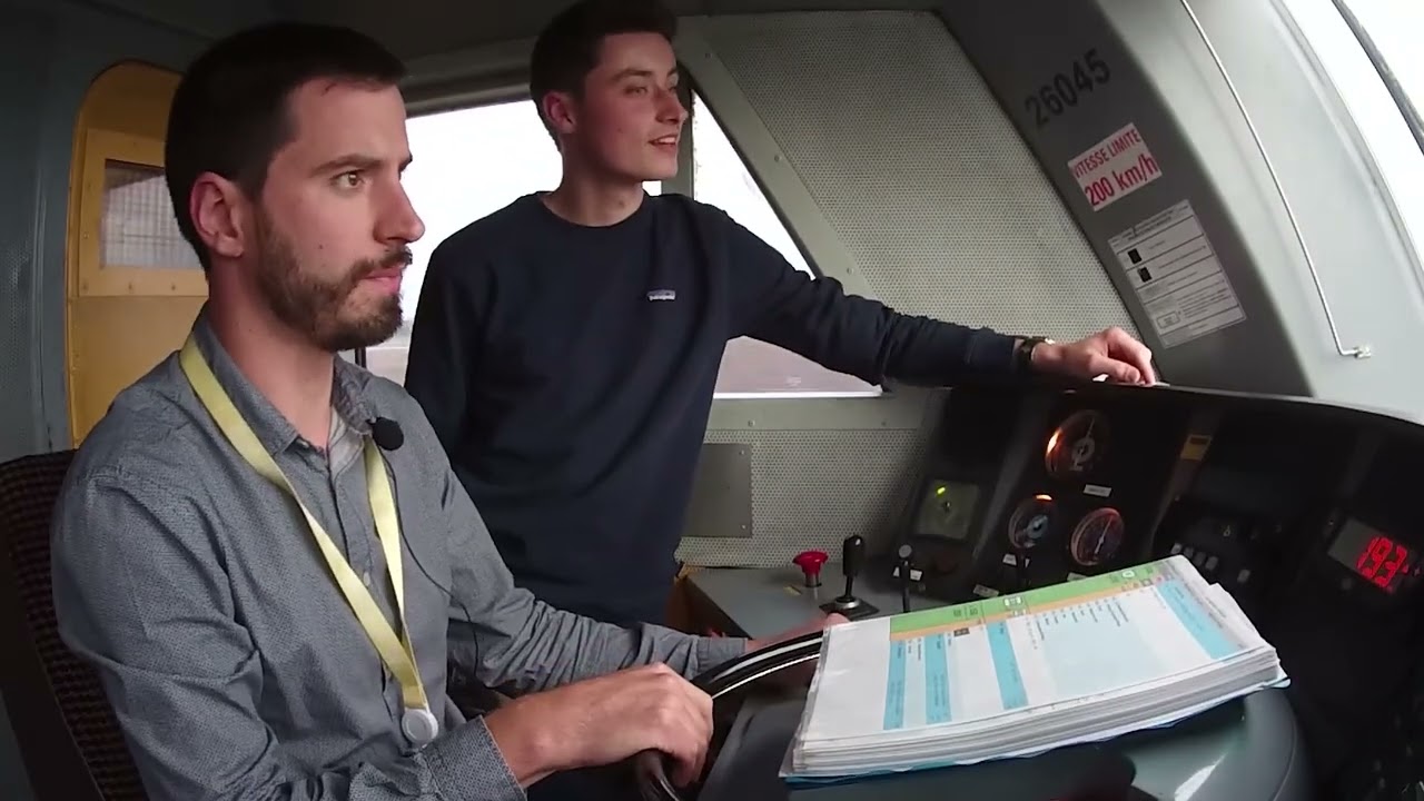 RP308 : DE PARIS-AUSTERLITZ &Agrave; TOURS En cabine d&rsquo;un V200 (4&egrave;me partie)