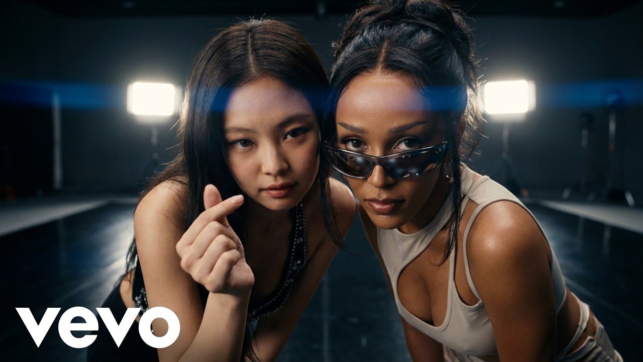 Doja Cat, Jennie - CROWN ON FIRE (Official Lyrics Video) 2026