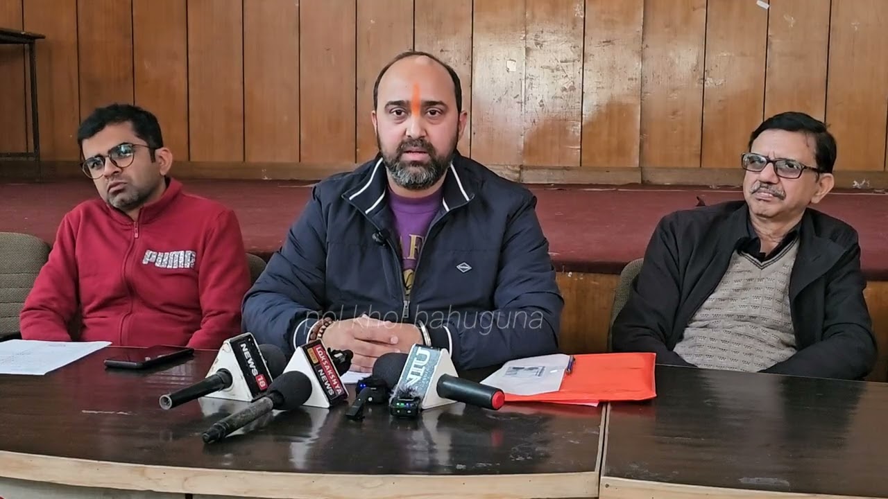 आपको क्या लगता है, वाकई हिंदू खतरे में है या फिर बहती गंगा में सब हाथ धोना चाहते हैं