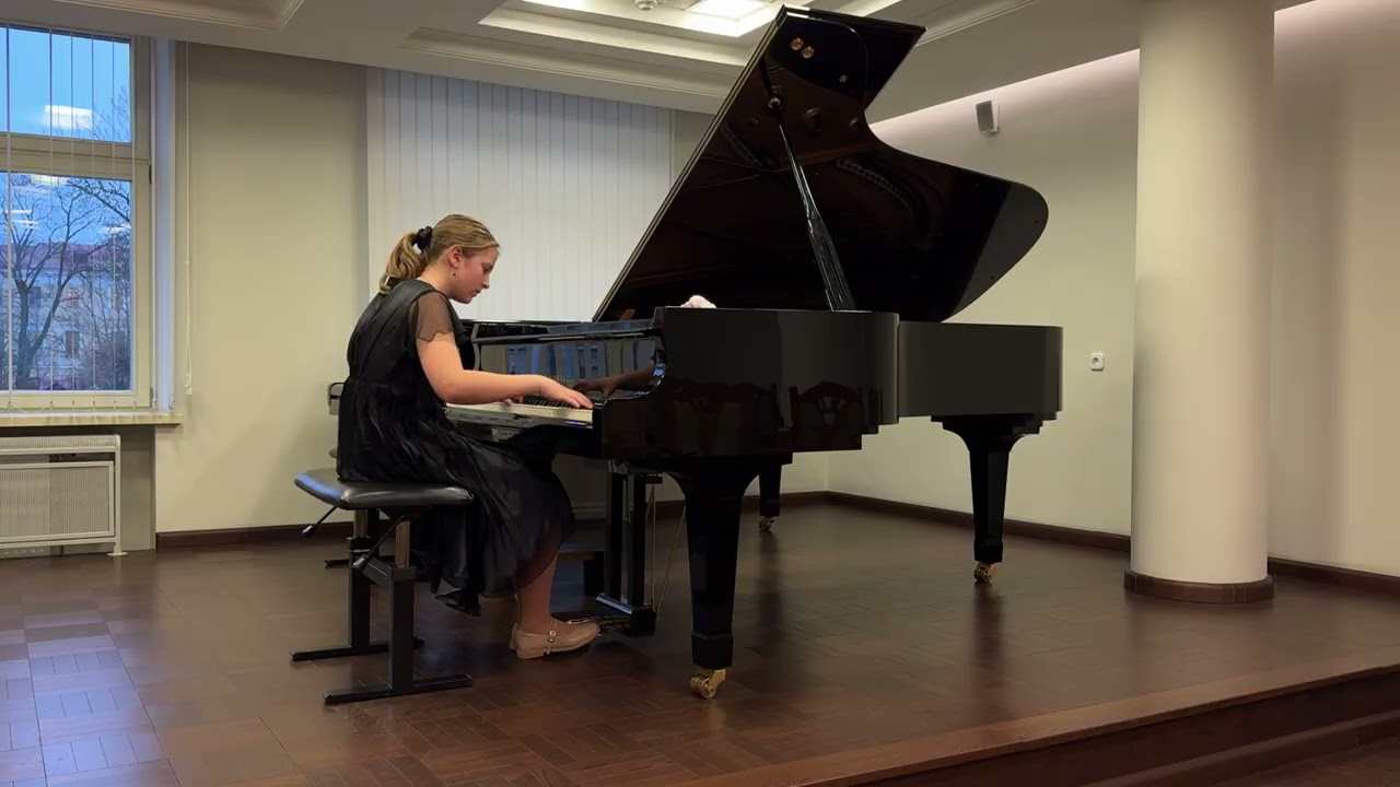 K. Cherni. Etude Op. 740#4, B-flat Major. Liubou Izmailava. 13y.o