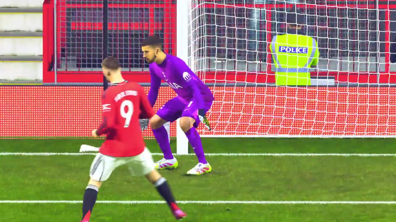 EA SPORTS FC · MANCHESTER UNITED vs. TOTTENHAM HOTSPUR in ENGLISH PREMIER LEAGUE MATCH!