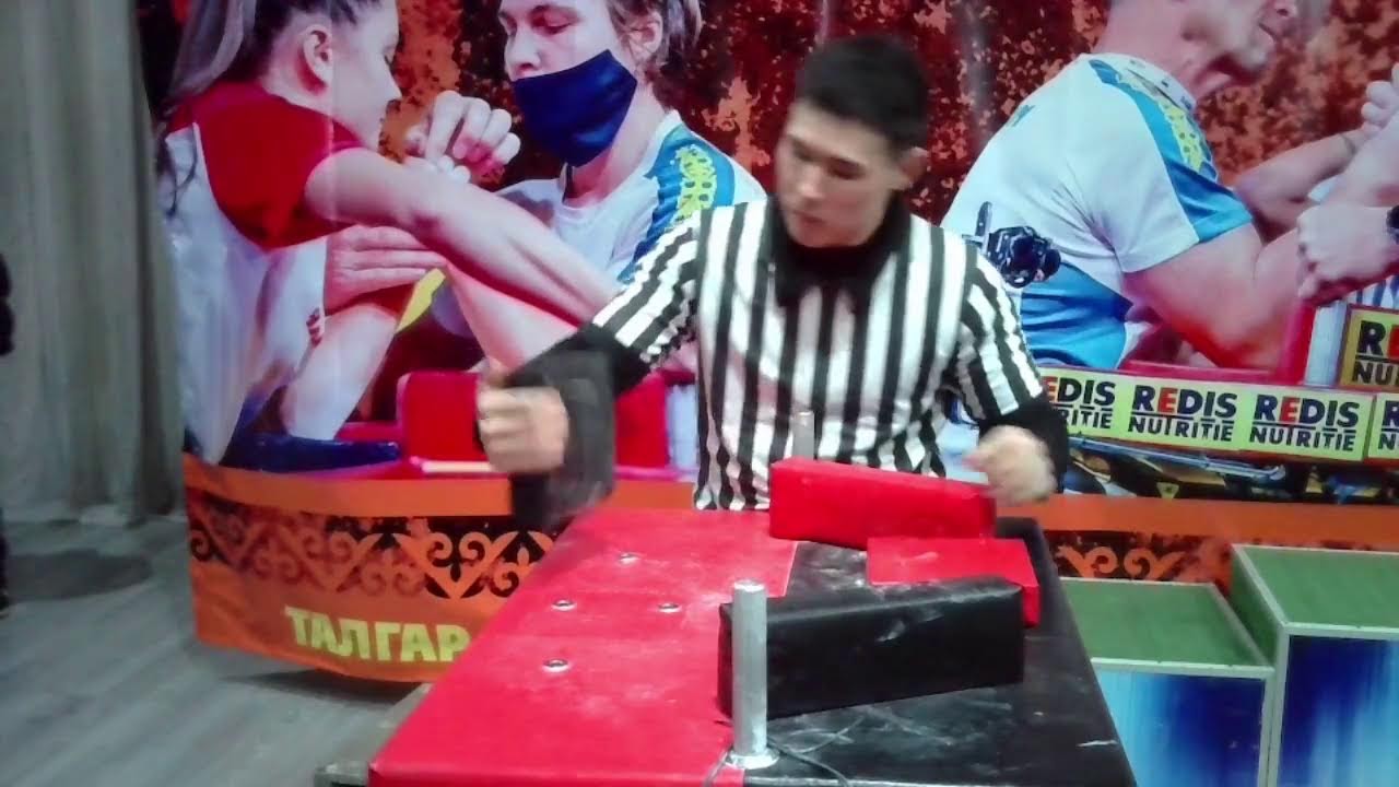 Чемпионат Казахстана по армрестлингу третий день 3 стол