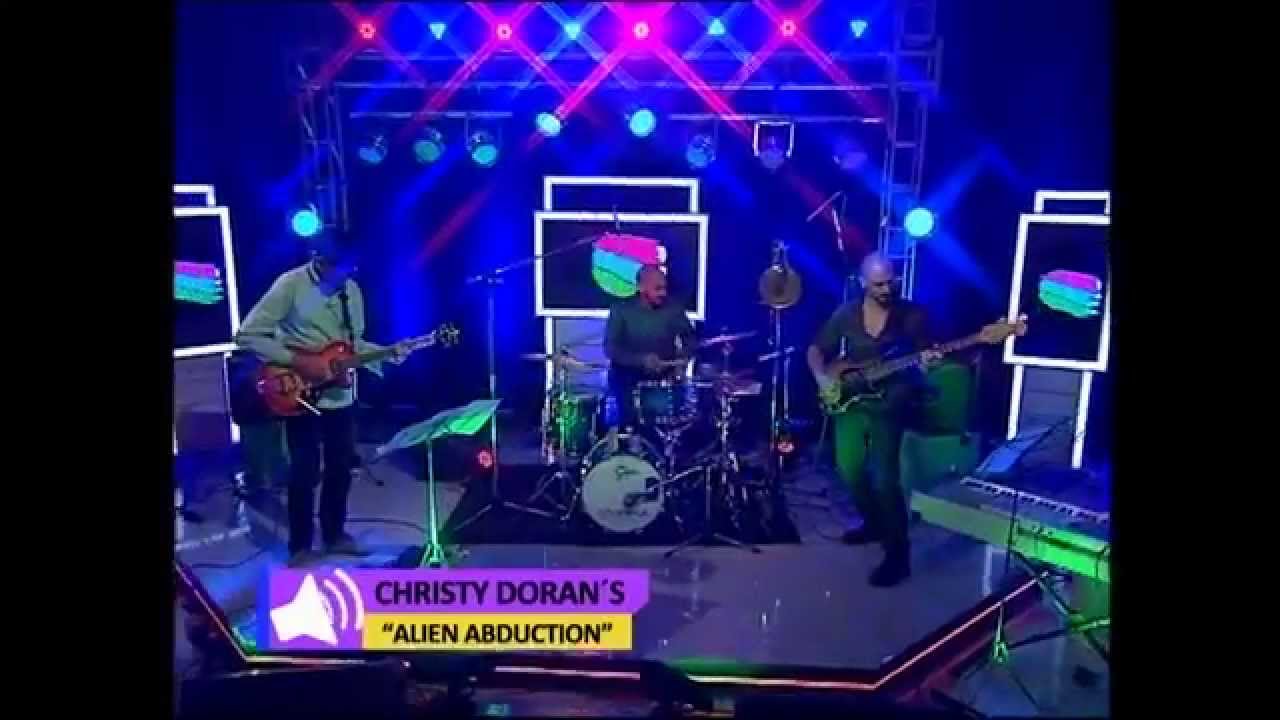 Christy Doran's SOUND FOUNTAIN @ "Pura Química" (ESPN) / "Alien Abduction"