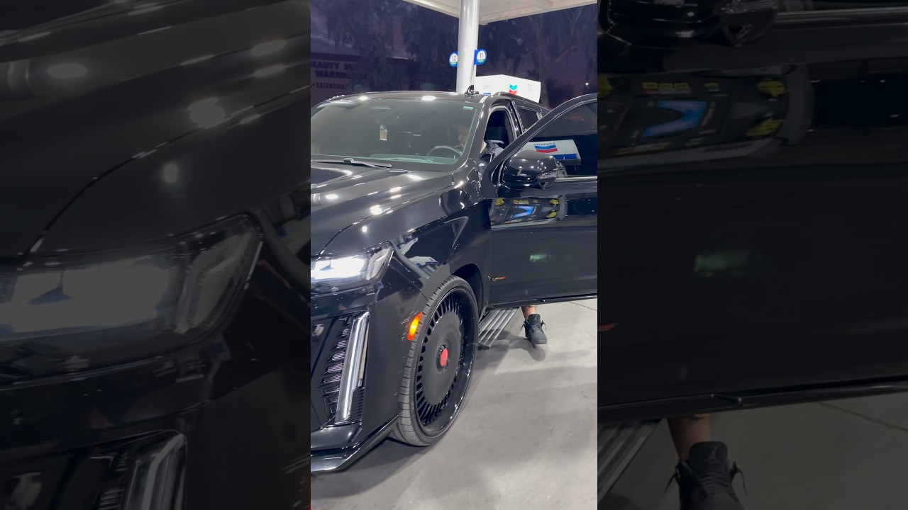 2025 Cadillac Escalade VNow this one is worth about 1.2 million no cap 🧢 ♟️♠️🔥