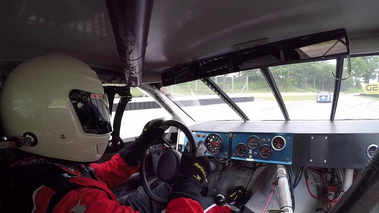 Alan Kulwicki's 92 NASCAR Thunderbird at Road America - part 2 of 2