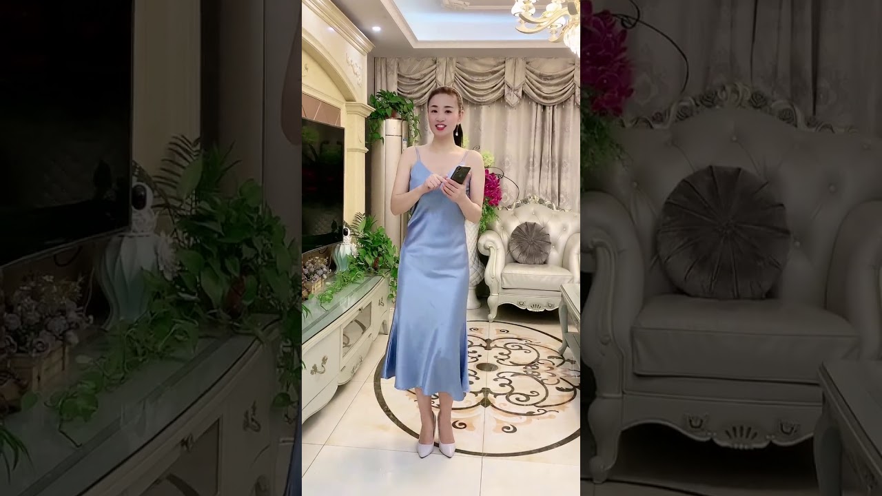 silky smooth sexy blue satin dress 👗