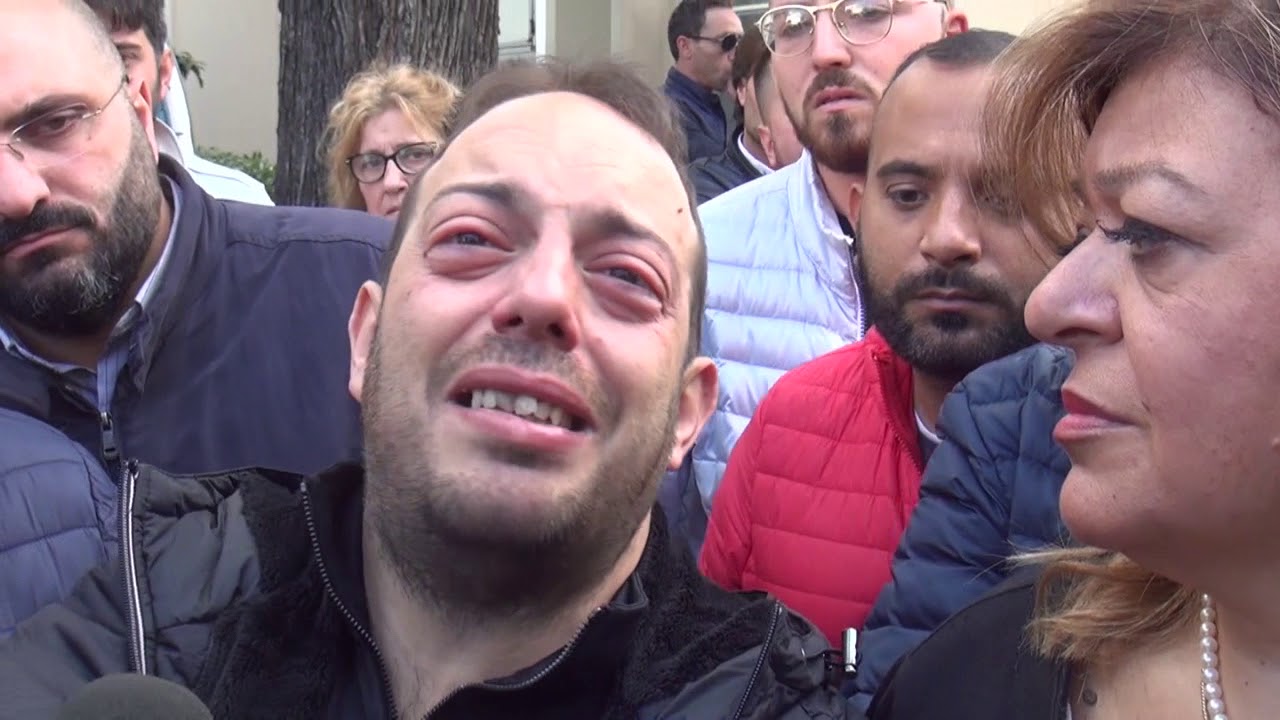 ''Ecco come mi sono salvato, sono un uomo distrutto''