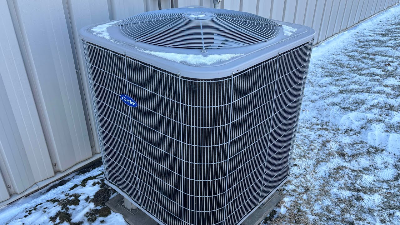 2015 Carrier Comfort 3.5 ton central air conditioner! (Not running)