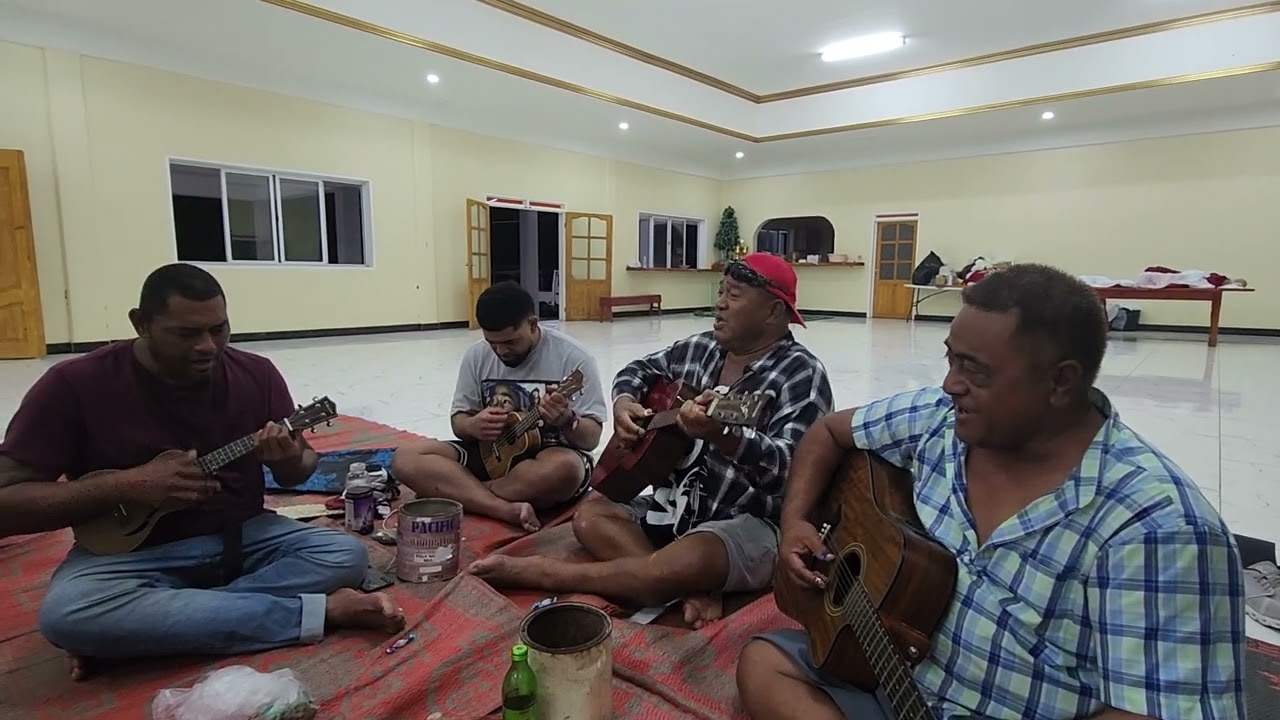 Ta'ahine 'Oku Ke 'Ilo'i Pē