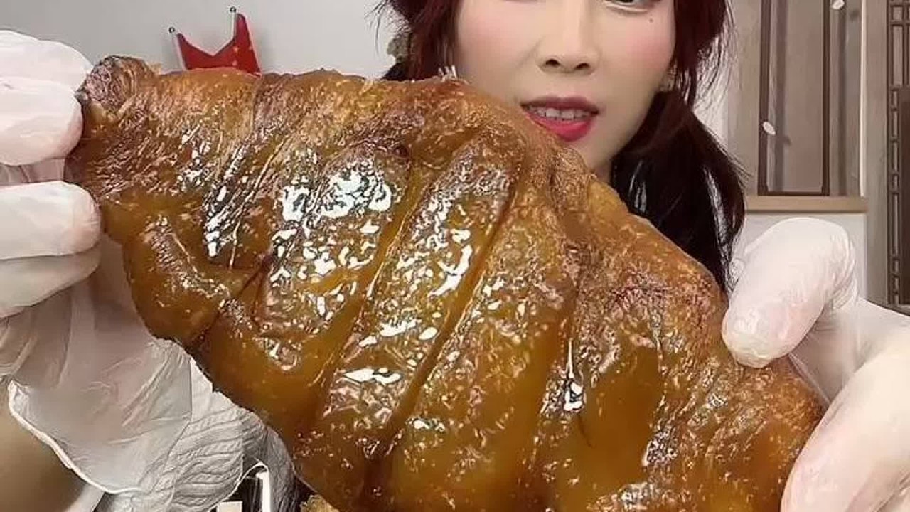 ASMR MUKBANG |＃酥脆诱人的巧克力油炸面包，甜蜜诱
